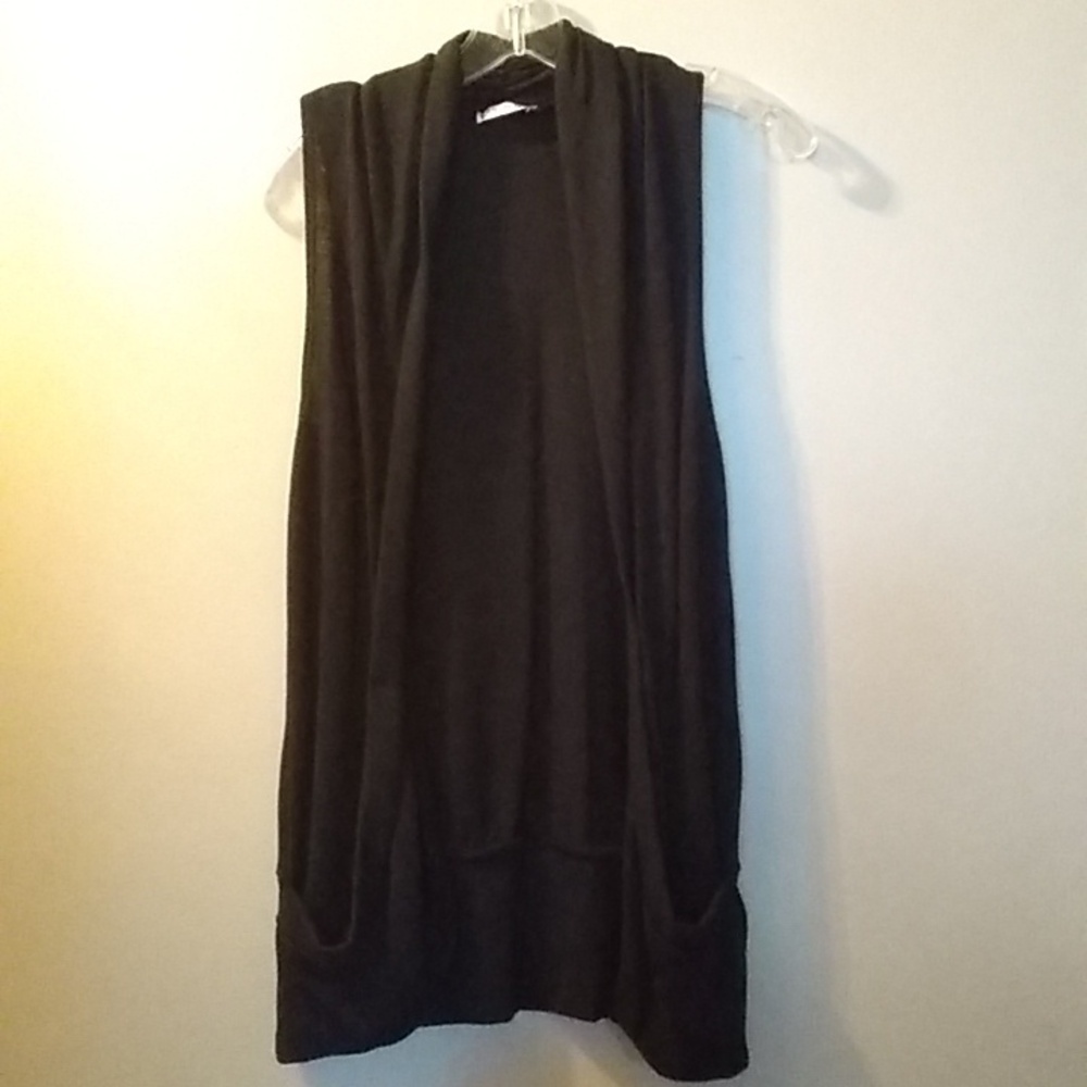black knit pocket vest